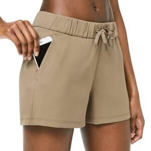 Lululemon On The Fly Shorts Woven 2.5” High Rise Gray Womens 6 Athleisure